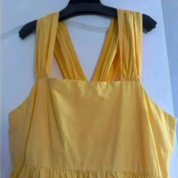 Banana republic yellow midi dress. Fully ligned. Spring/summer season start - Picture 2 of 9